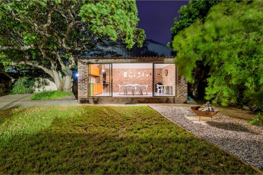 4 Bedroom Property for Sale in Summerstrand Eastern Cape